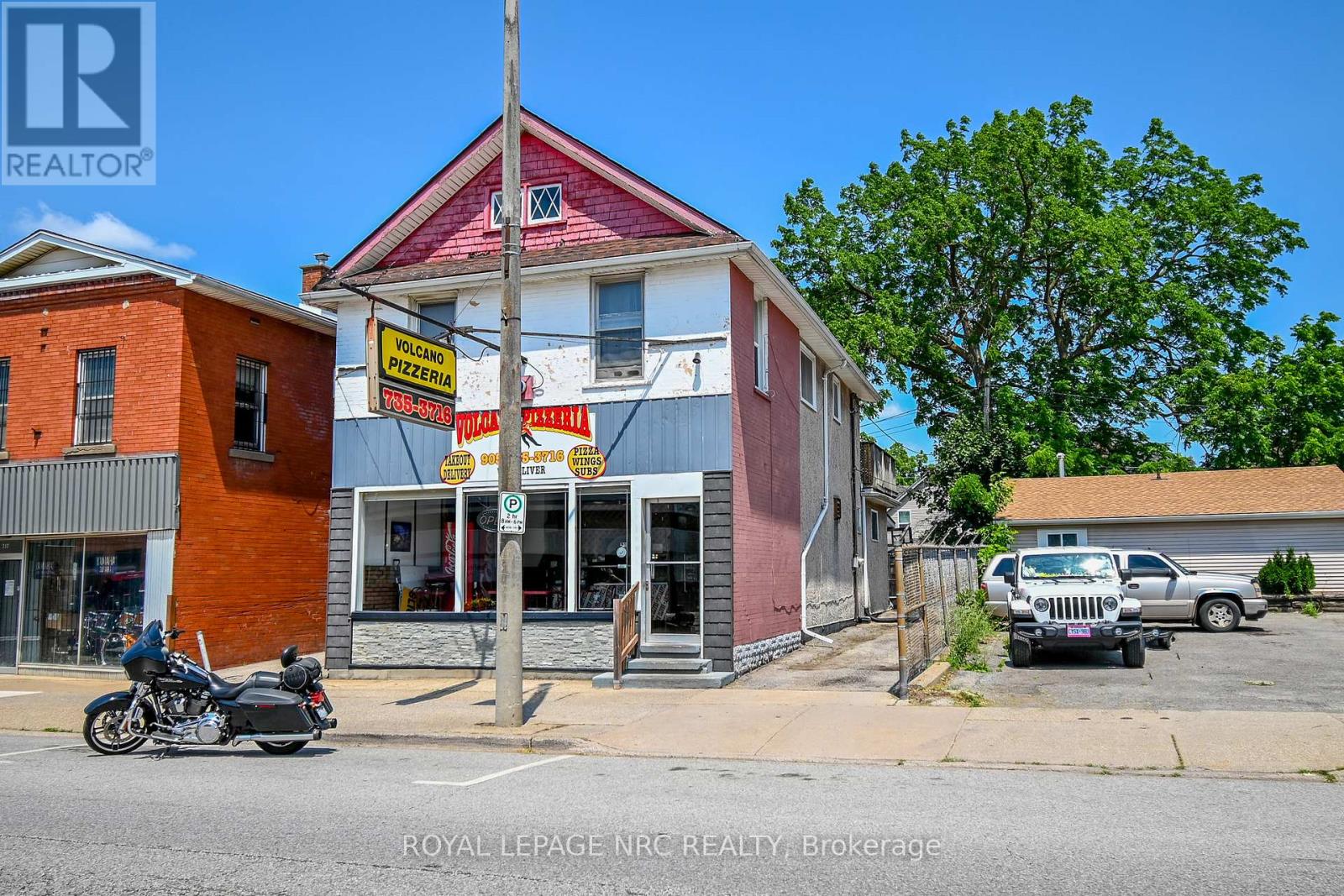 256 East Main Street, Welland, Ontario  L3B 3W9 - Photo 1 - X12880692