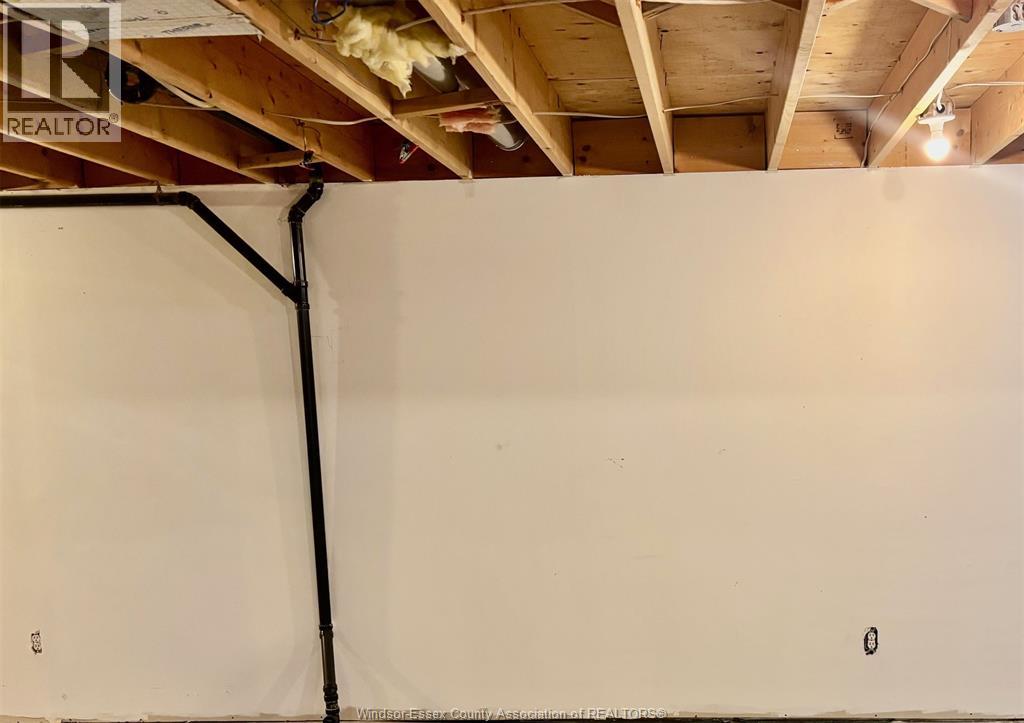 554 Rodfam Drive, Windsor, Ontario  N9G 2W1 - Photo 20 - 26005337