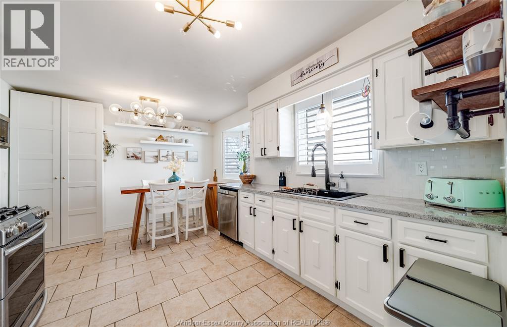 2915 Buttery Court, Windsor, Ontario  N9E 3W5 - Photo 16 - 26005274