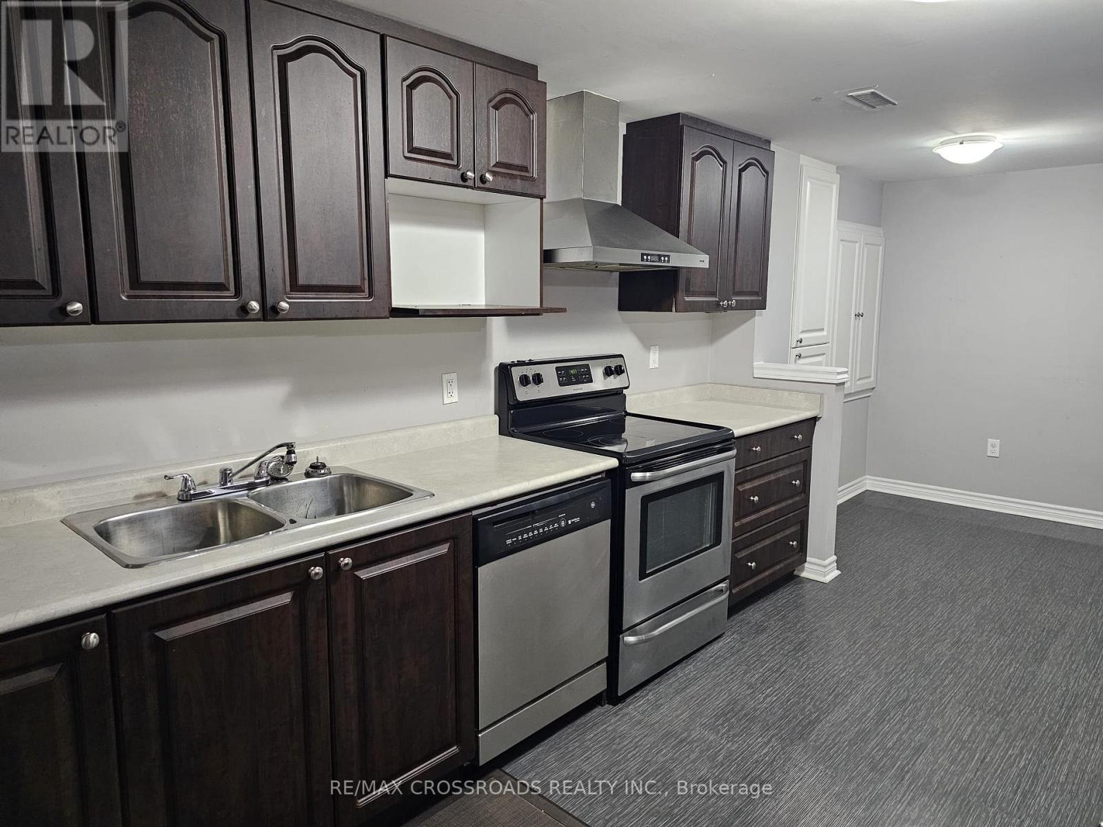 Bsmt - 14 Ann Louise Crescent, Markham, Ontario  L3S 0A8 - Photo 4 - N12879992