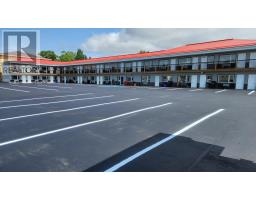 171 Mission RD, Wawa, Ontario