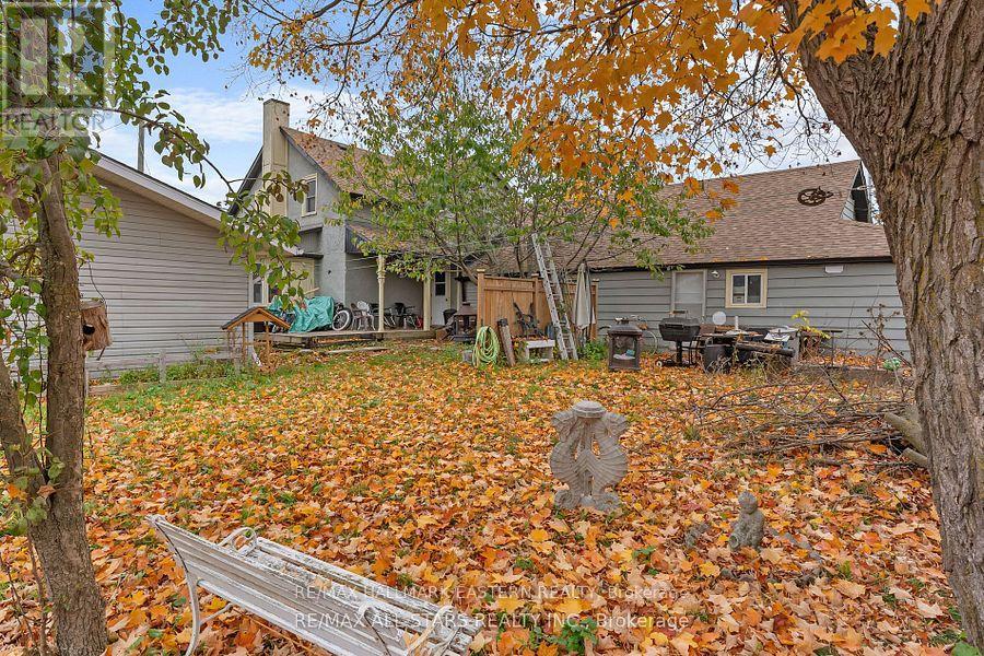 15 Albert Street, Selwyn, Ontario  K0L 2H0 - Photo 8 - X12876580