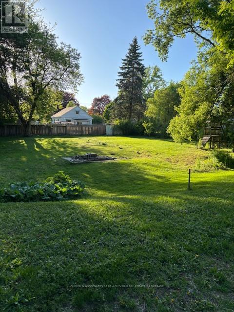 2 Ellsworth Close, London East, Ontario  N5W 1E6 - Photo 1 - X12880734