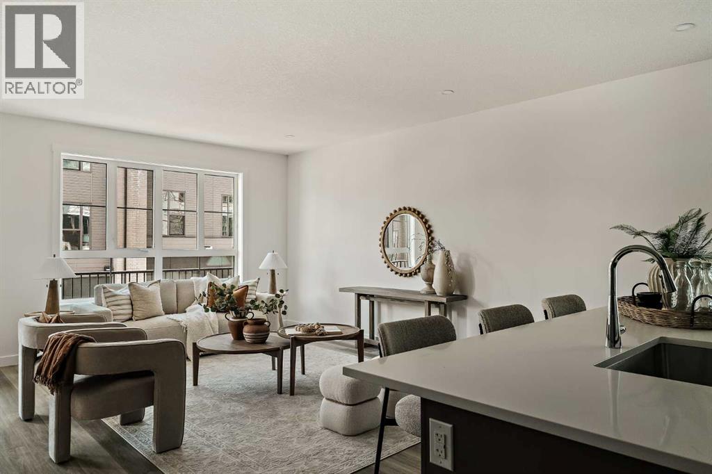 614 Sovereign Common Sw, Calgary, Alberta  T3C 3Y3 - Photo 8 - A2293086