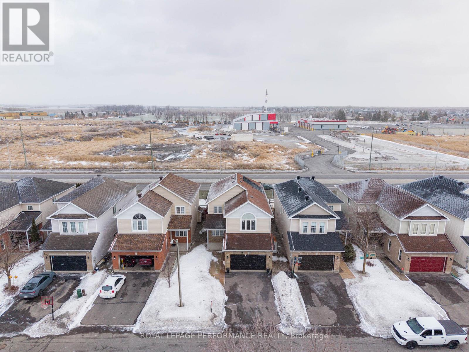 292 Rustic Hills Crescent, Ottawa, Ontario  K4A 5A5 - Photo 45 - X12880772