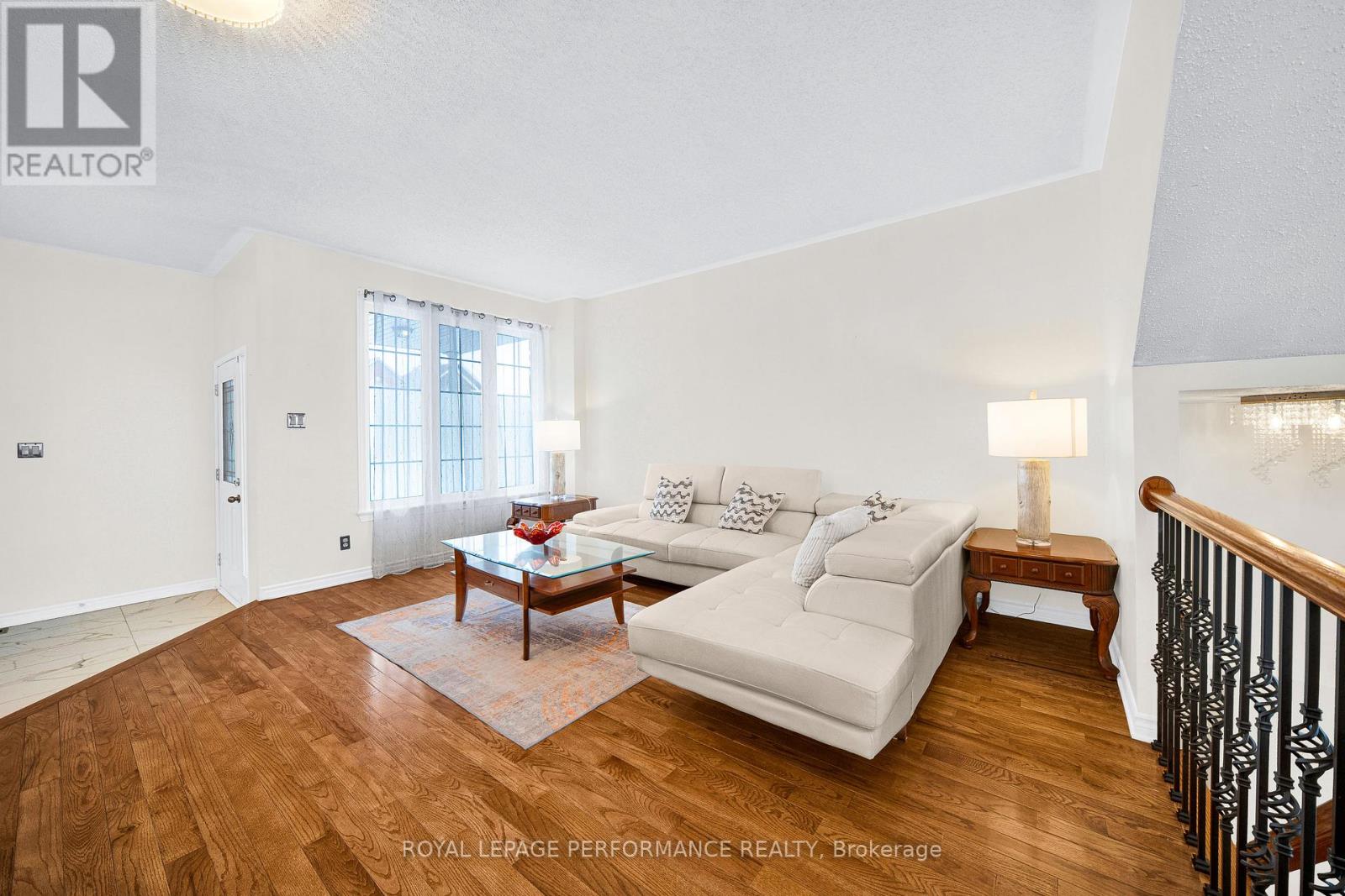 292 Rustic Hills Crescent, Ottawa, Ontario  K4A 5A5 - Photo 5 - X12880772