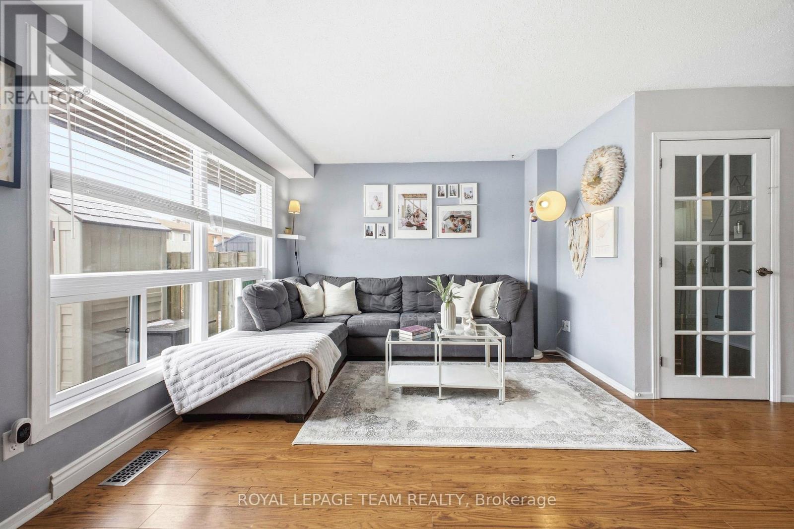 3017 Olympic Way, Ottawa, Ontario  K1T 1Y3 - Photo 16 - X12880778