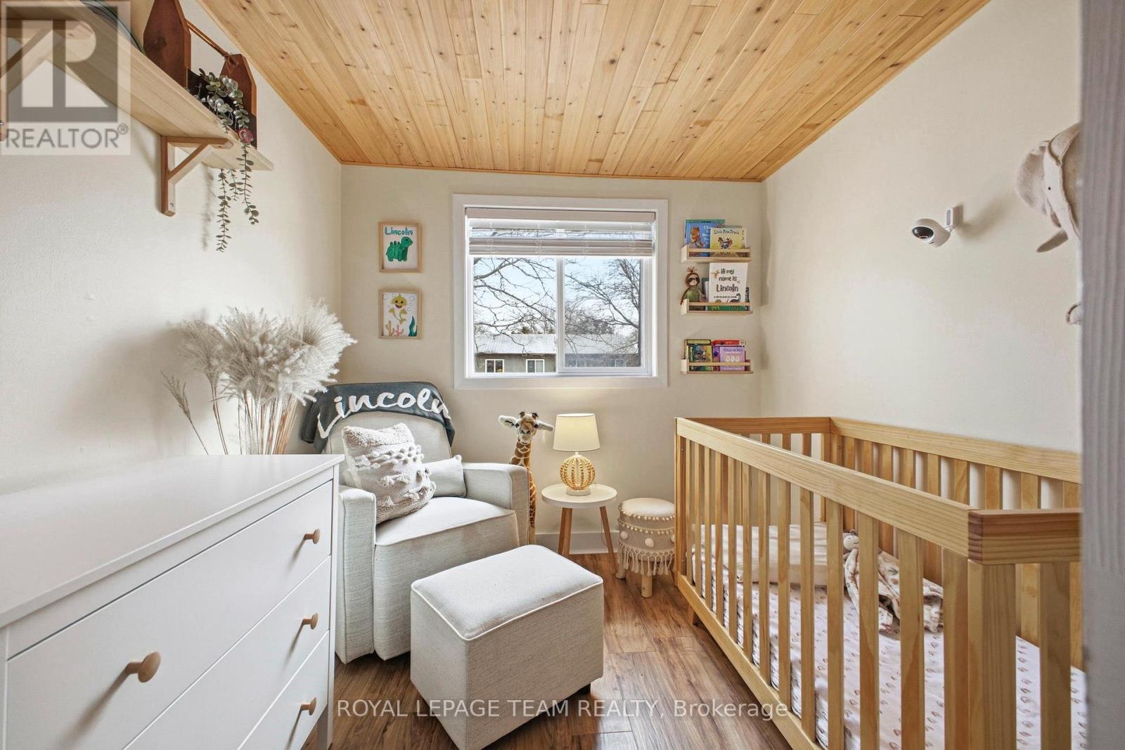 3017 Olympic Way, Ottawa, Ontario  K1T 1Y3 - Photo 29 - X12880778