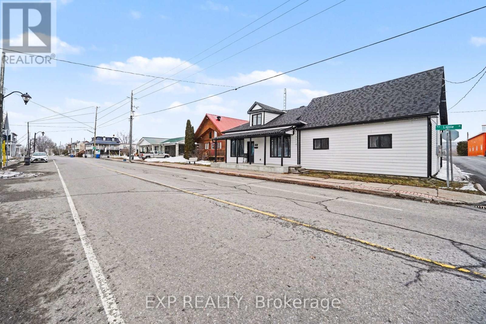 2061 Lajoie Street, Alfred And Plantagenet, Ontario  K0B 1J0 - Photo 33 - X12880794