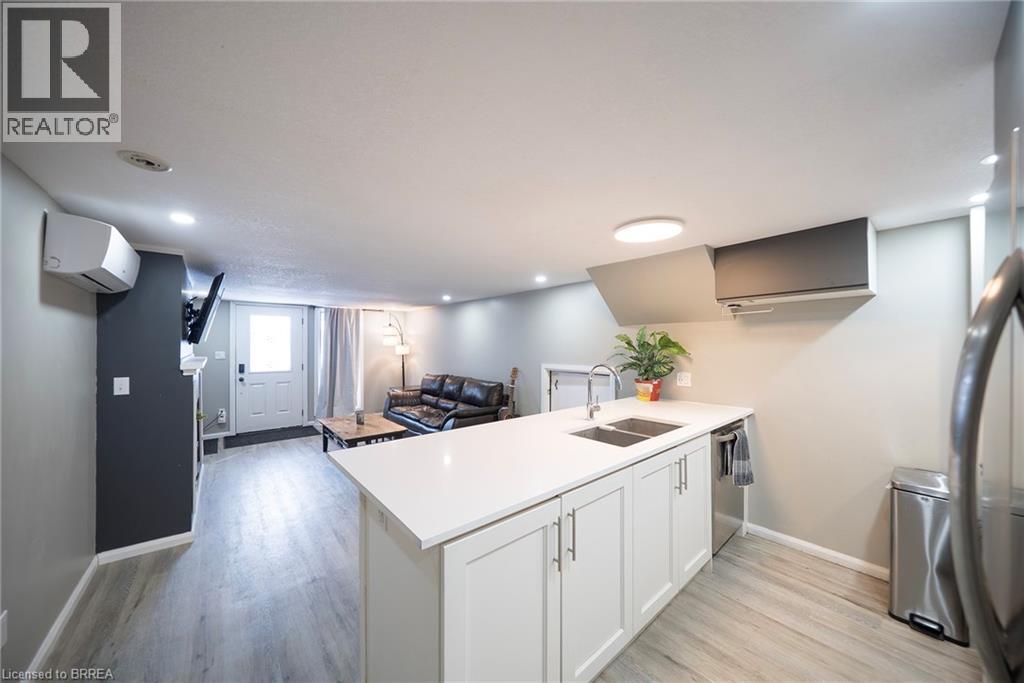 44 Shalfleet Boulevard, Brantford, Ontario  N3R 6L6 - Photo 32 - 40811932