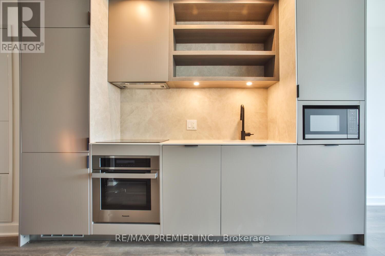 4404 - 55 CHARLES STREET E, Toronto, Ontario