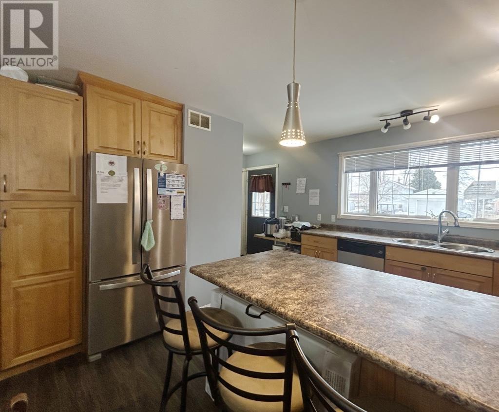 909 Christie Avenue North, Fort Frances, Ontario  P9A 2G4 - Photo 7 - TB2600433