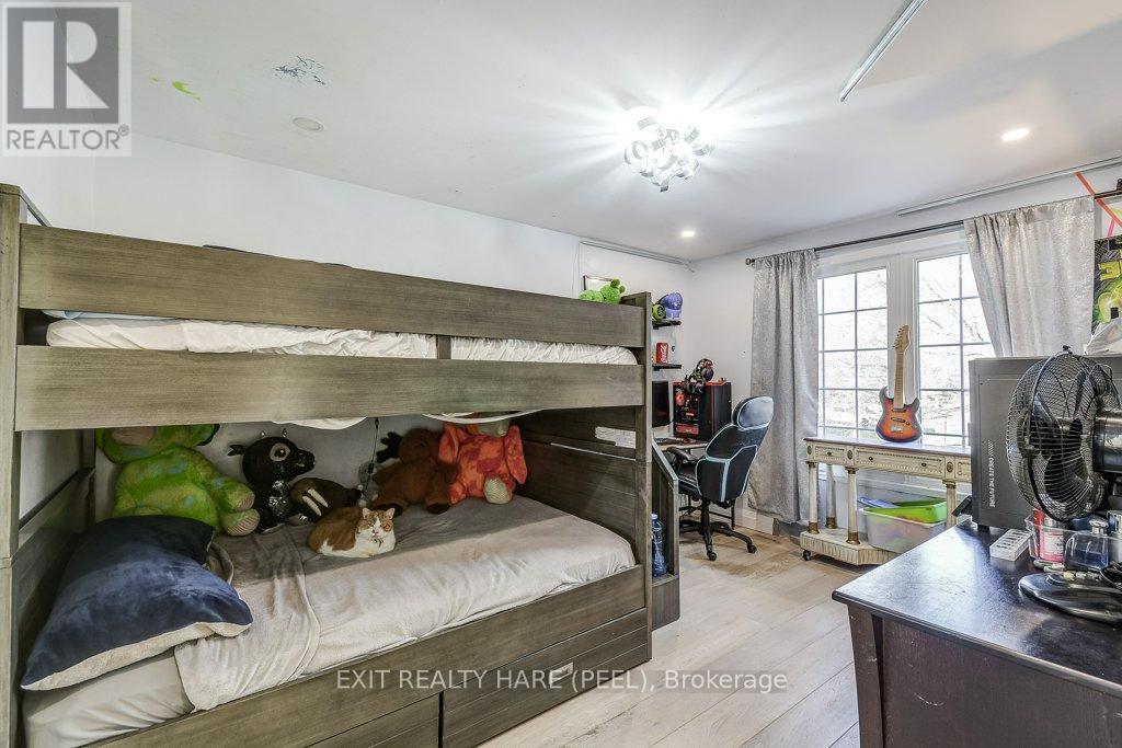 2516 Woburn Crescent, Oakville, Ontario  L6L 5E9 - Photo 28 - W12880096