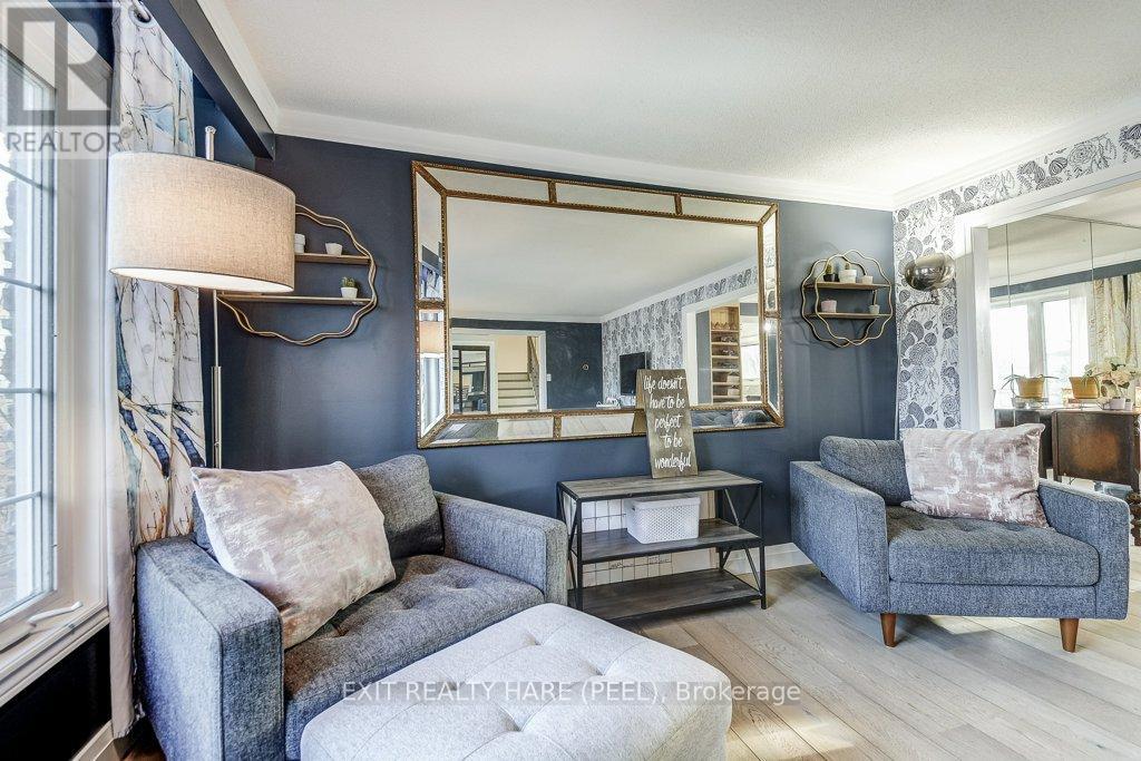 2516 Woburn Crescent, Oakville, Ontario  L6L 5E9 - Photo 13 - W12880096