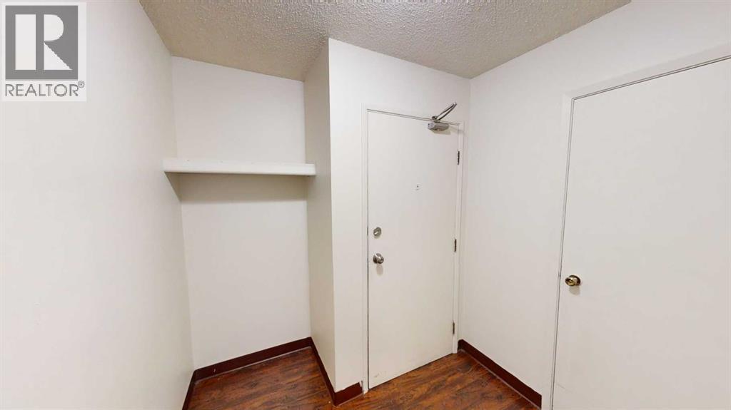 303, 9515 100 Avenue, Grande Prairie, Alberta  T8V 0S8 - Photo 2 - A2287309