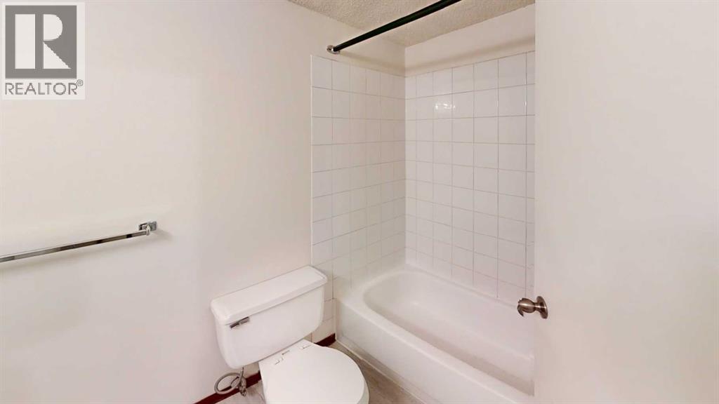 303, 9515 100 Avenue, Grande Prairie, Alberta  T8V 0S8 - Photo 8 - A2287309