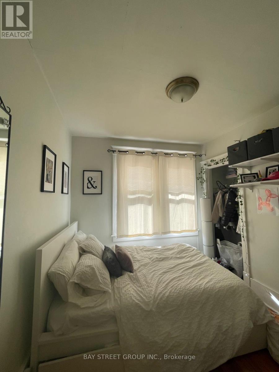 337 Brock Street N, Kingston, Ontario  K7L 1S7 - Photo 3 - X12874020