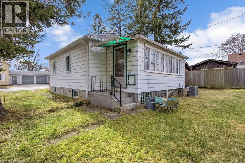 35 Eighth Avenue, Brantford, Ontario  N3S 1C1 - Photo 25 - 40810204