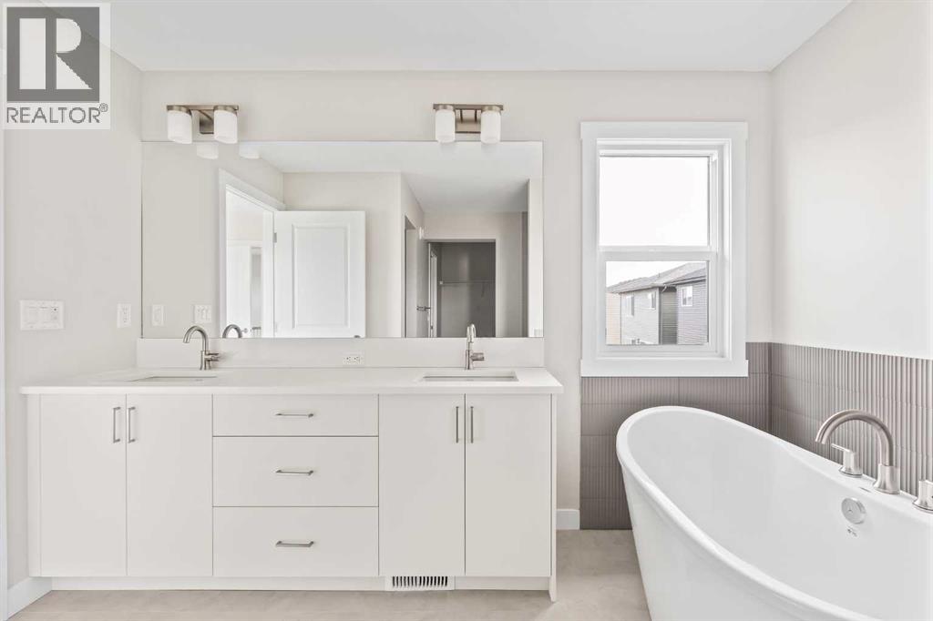 1241 Chinook Winds Circle Sw, Airdrie, Alberta  T4B 5X6 - Photo 28 - A2286907