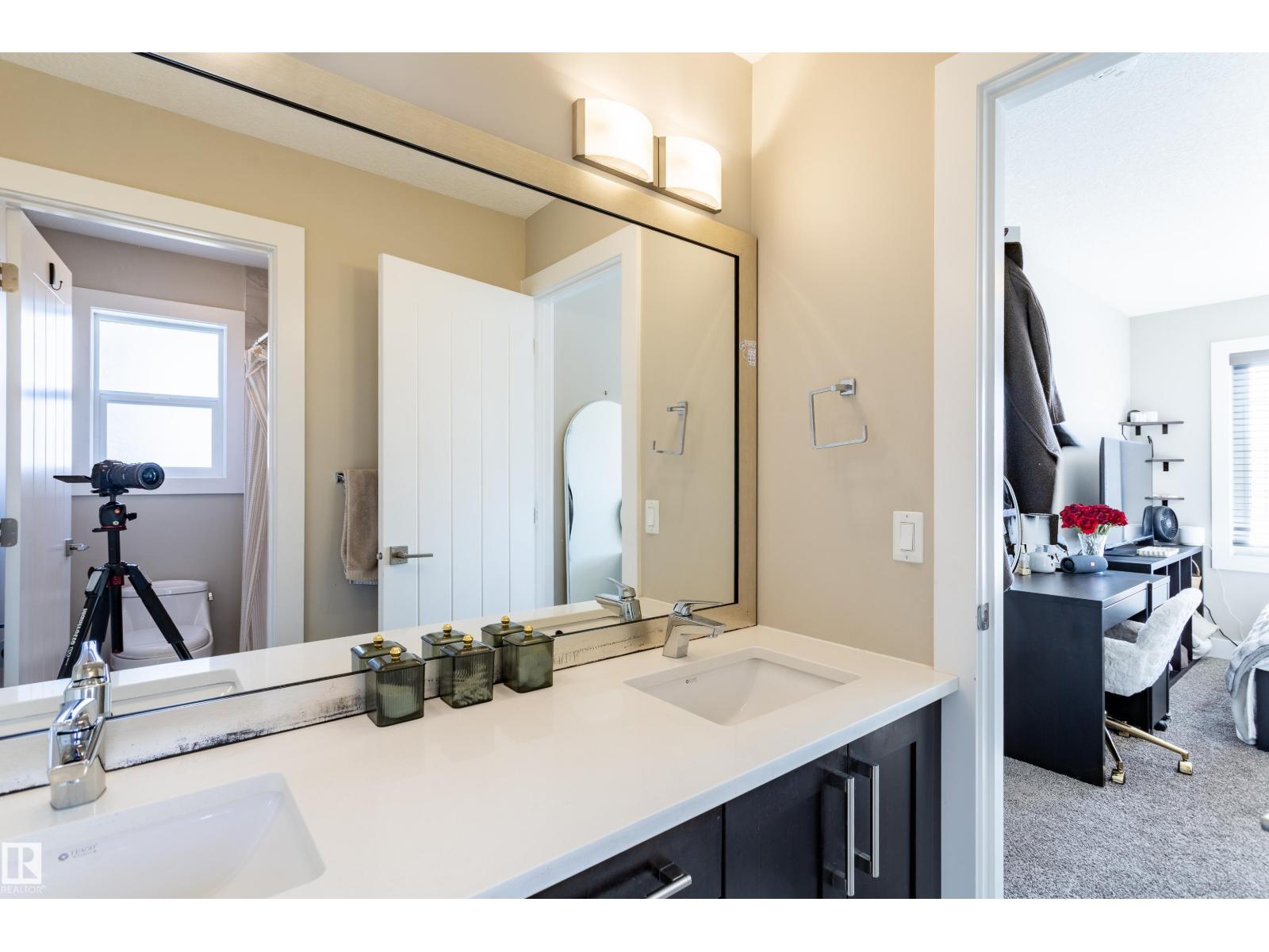 1088 Hope Rd Nw, Edmonton, Alberta  T6M 0G6 - Photo 39 - E4477045