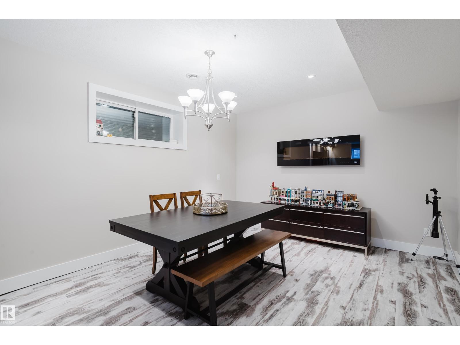 1088 Hope Rd Nw, Edmonton, Alberta  T6M 0G6 - Photo 45 - E4477045