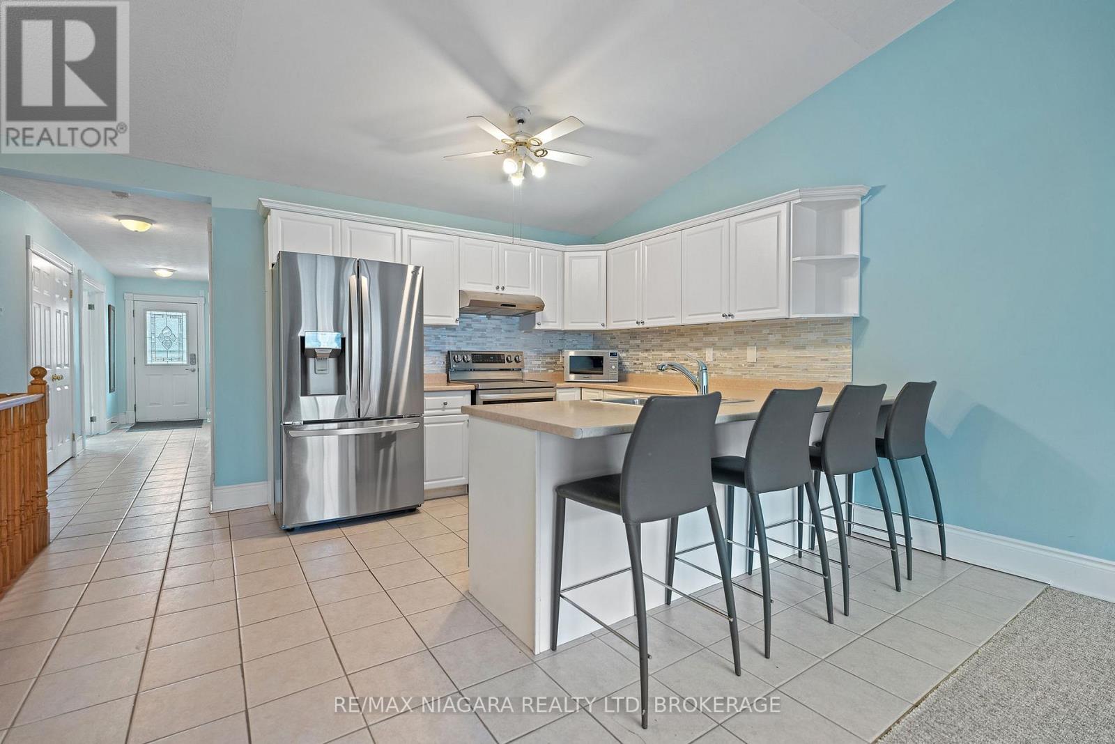 6191 Shane Crescent, Niagara Falls, Ontario  L2J 4K9 - Photo 9 - X12880714