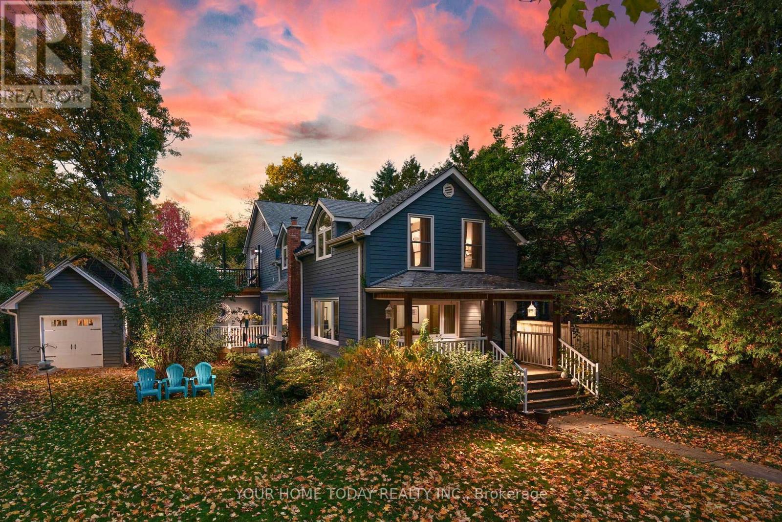 15 QUEEN STREET, Halton Hills, Ontario