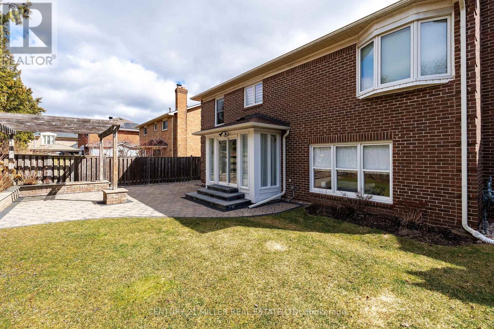 1225 Old Post Drive, Oakville, Ontario  L6M 1A5 - Photo 45 - W12826768