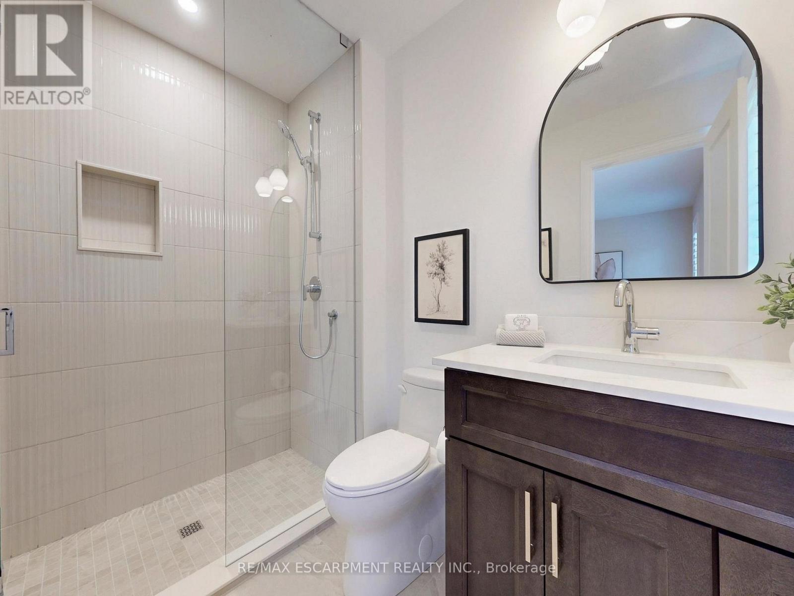 3340 Mistwell Crescent, Oakville, Ontario  L6L 0A3 - Photo 32 - W12872640