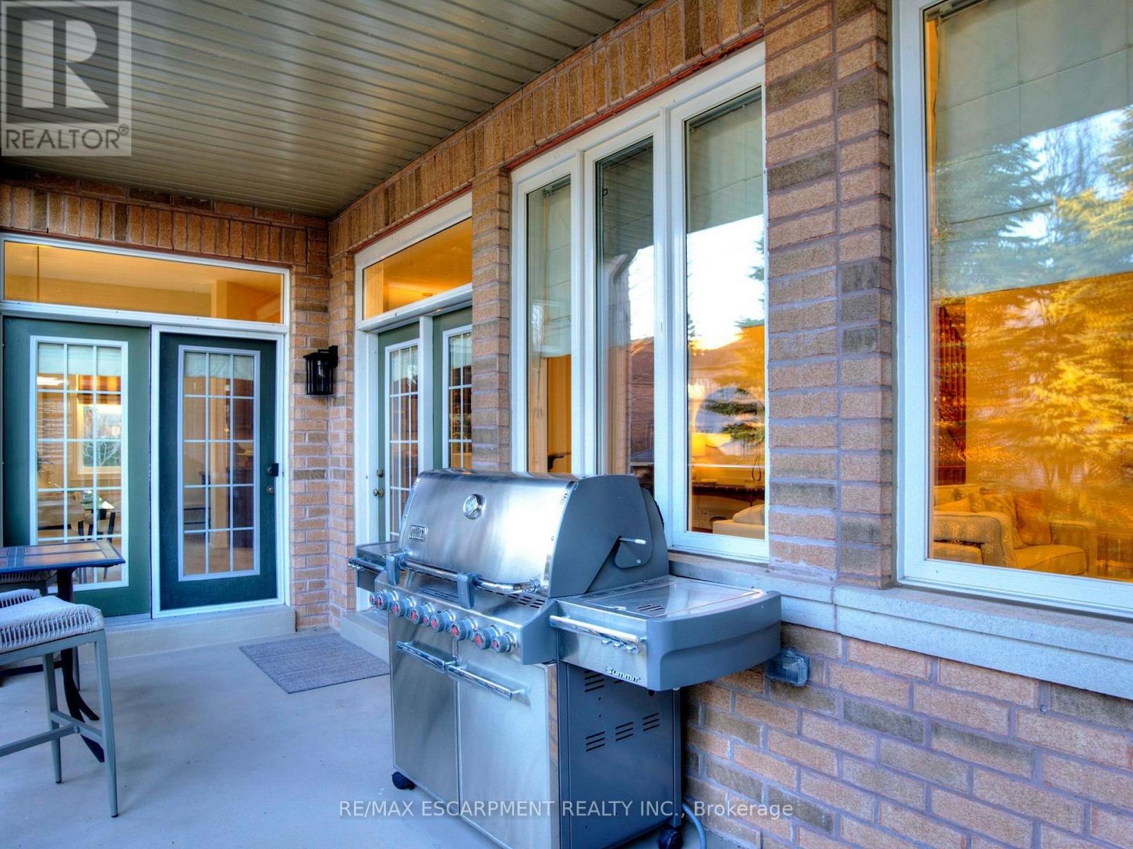 3340 Mistwell Crescent, Oakville, Ontario  L6L 0A3 - Photo 43 - W12872640