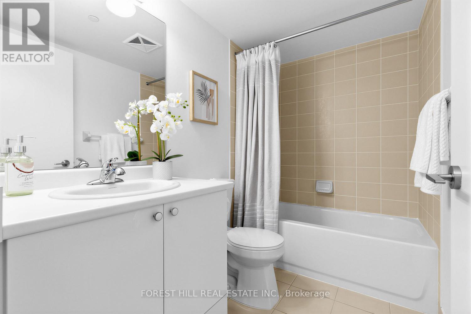 226 - 35 Saranac Boulevard, Toronto (Englemount-Lawrence), Ontario  M6A 2G4 - Photo 18 - C12880760