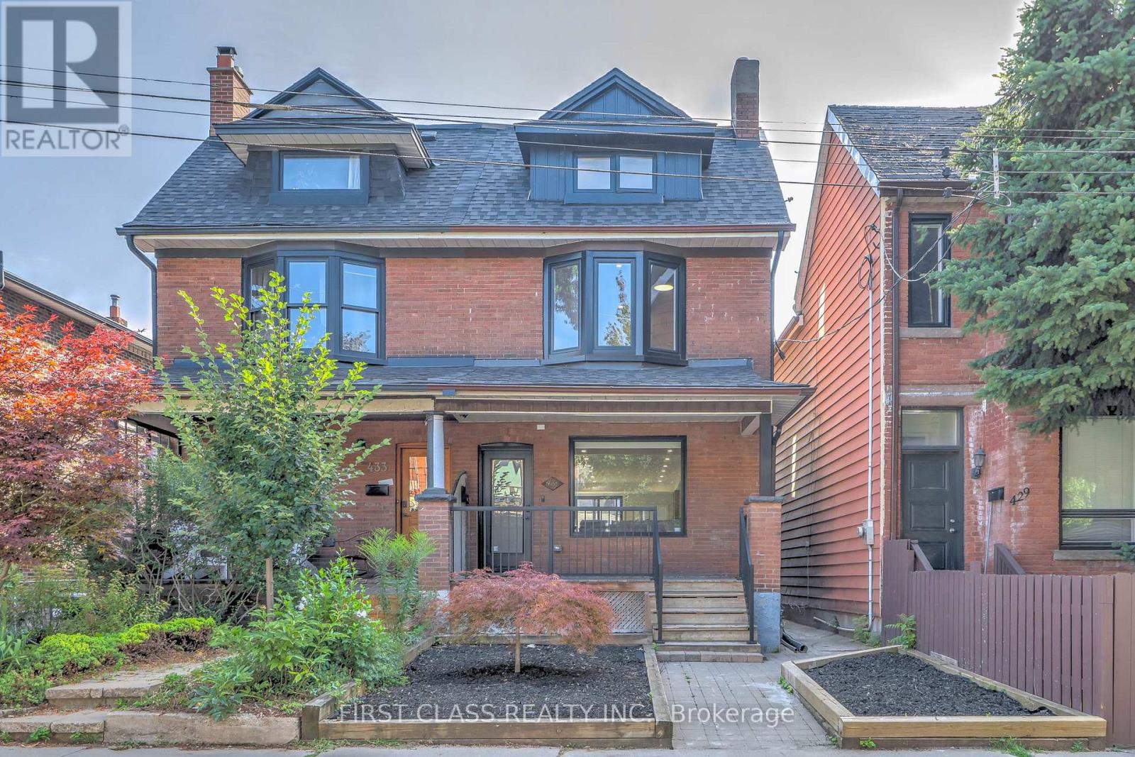 431 ROXTON ROAD, Toronto, Ontario