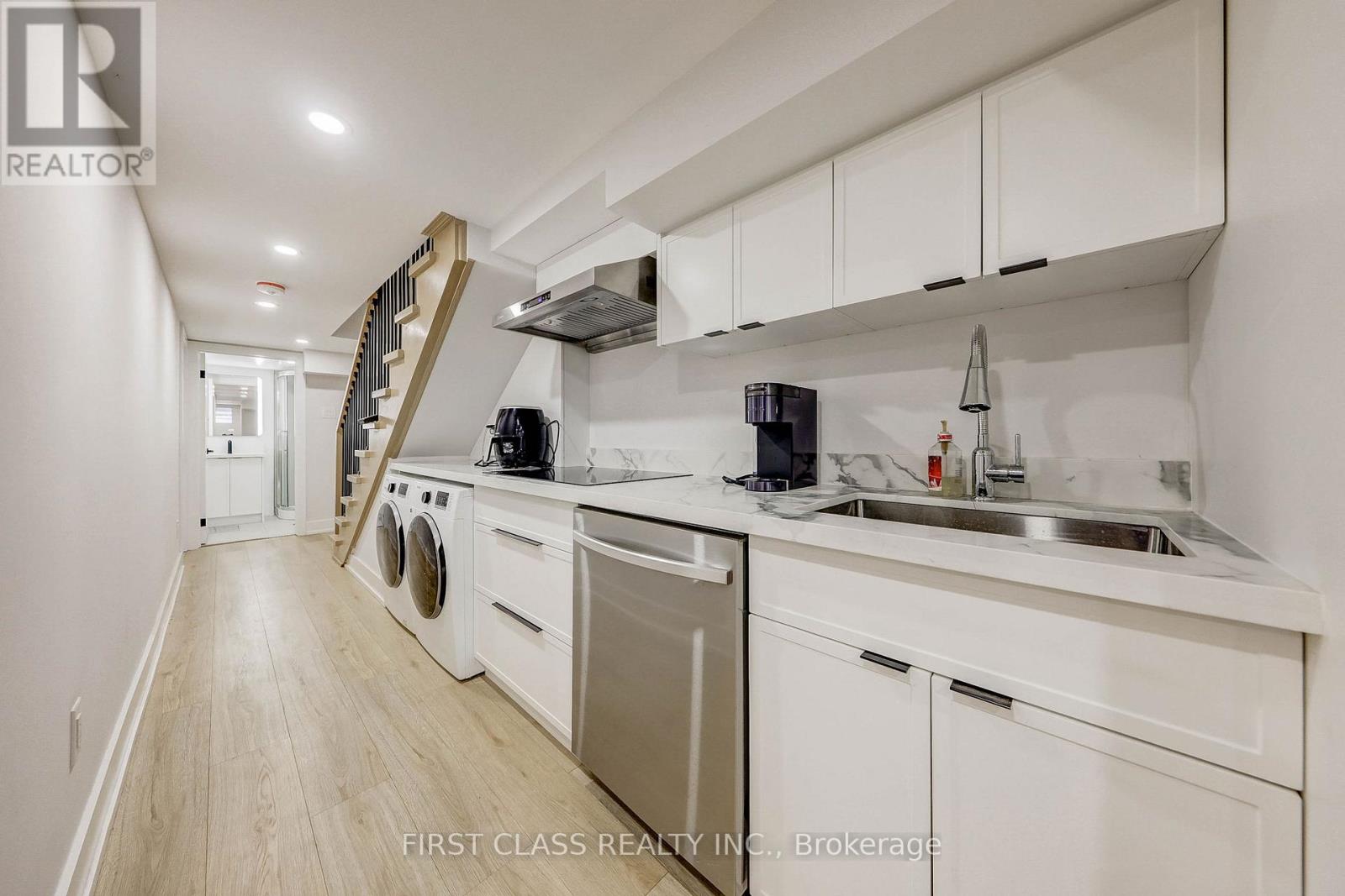 431 Roxton Road, Toronto, Ontario M6G 3R5 - Photo 36 - C12880784