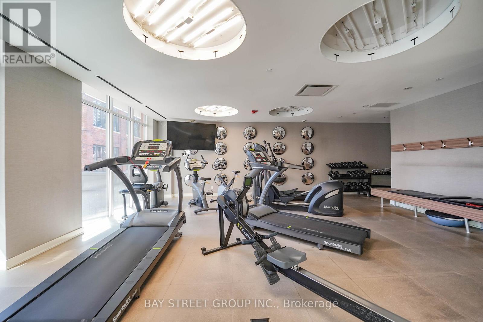 2203 - 75 St Nicholas Street, Toronto (Bay Street Corridor), Ontario  M4Y 0A5 - Photo 11 - C12880786