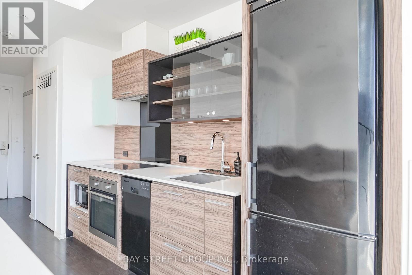 2203 - 75 St Nicholas Street, Toronto (Bay Street Corridor), Ontario  M4Y 0A5 - Photo 23 - C12880786