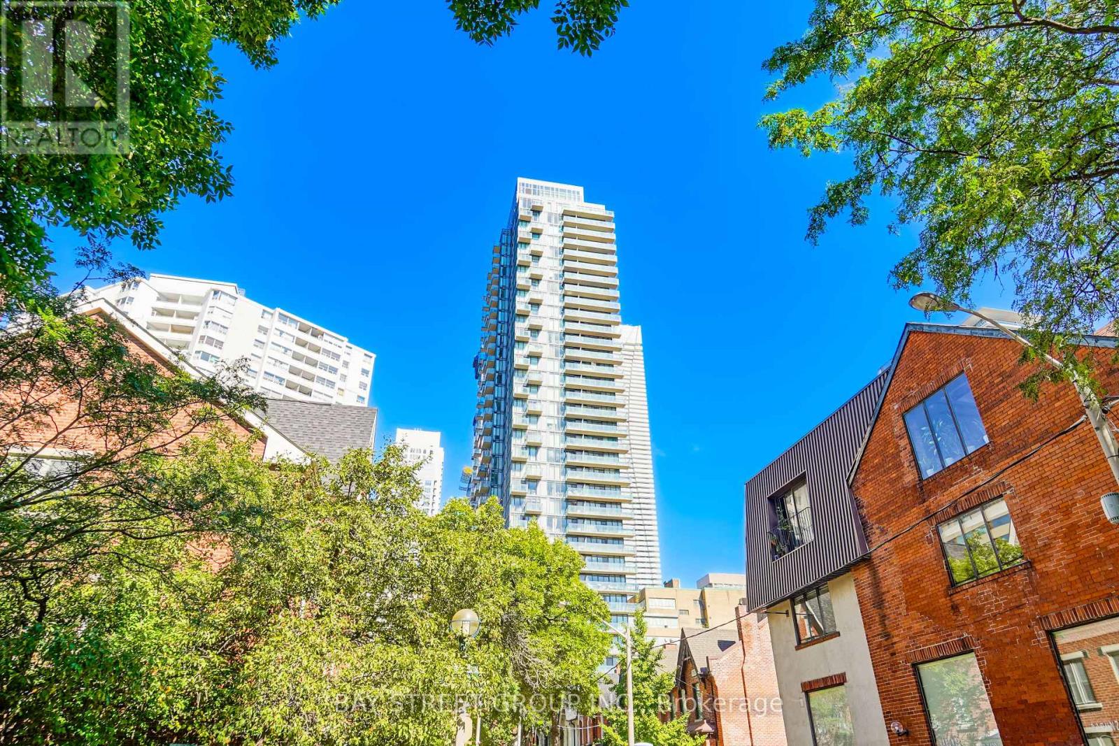 2203 - 75 St Nicholas Street, Toronto (Bay Street Corridor), Ontario  M4Y 0A5 - Photo 3 - C12880786