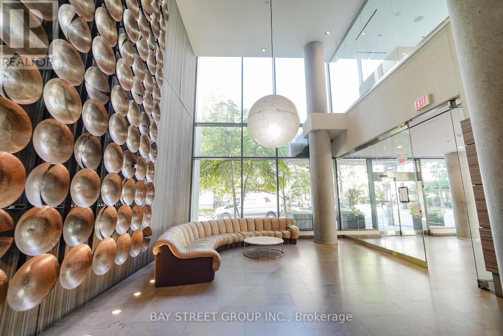 2203 - 75 St Nicholas Street, Toronto (Bay Street Corridor), Ontario  M4Y 0A5 - Photo 6 - C12880786