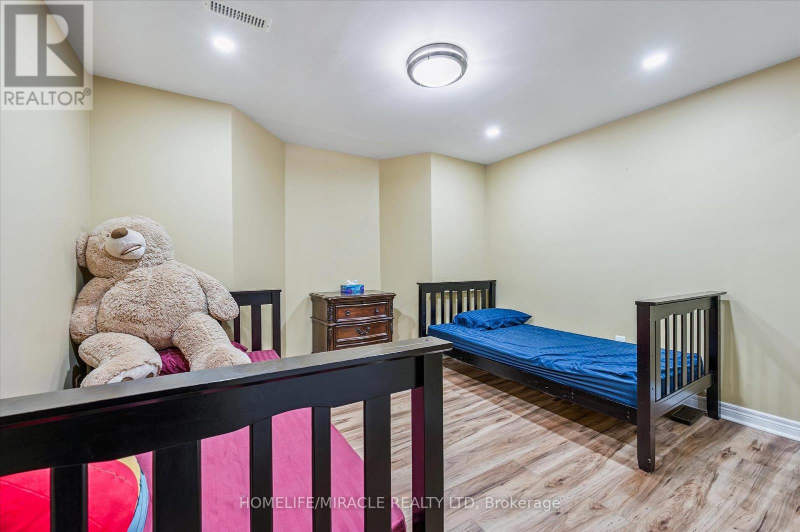 99 Westforest Trail, Kitchener, Ontario  N2N 3B1 - Photo 43 - X12868578