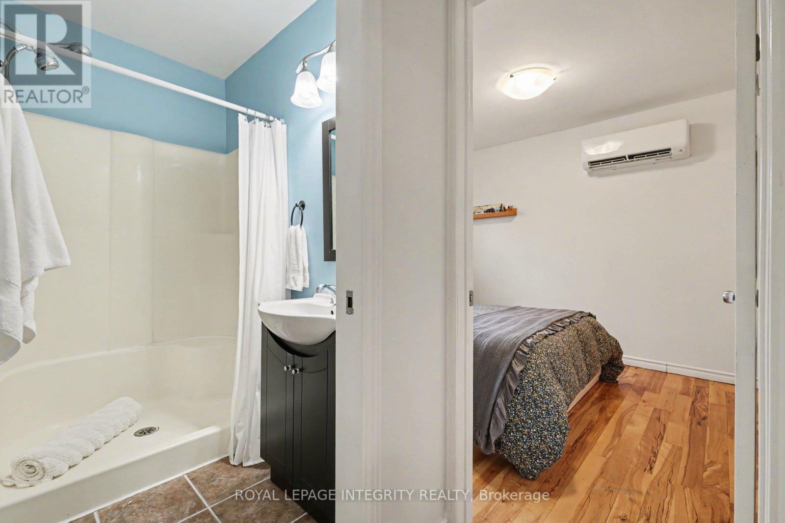 35 Robinson Street, Perth, Ontario  K7H 2E7 - Photo 18 - X12879686