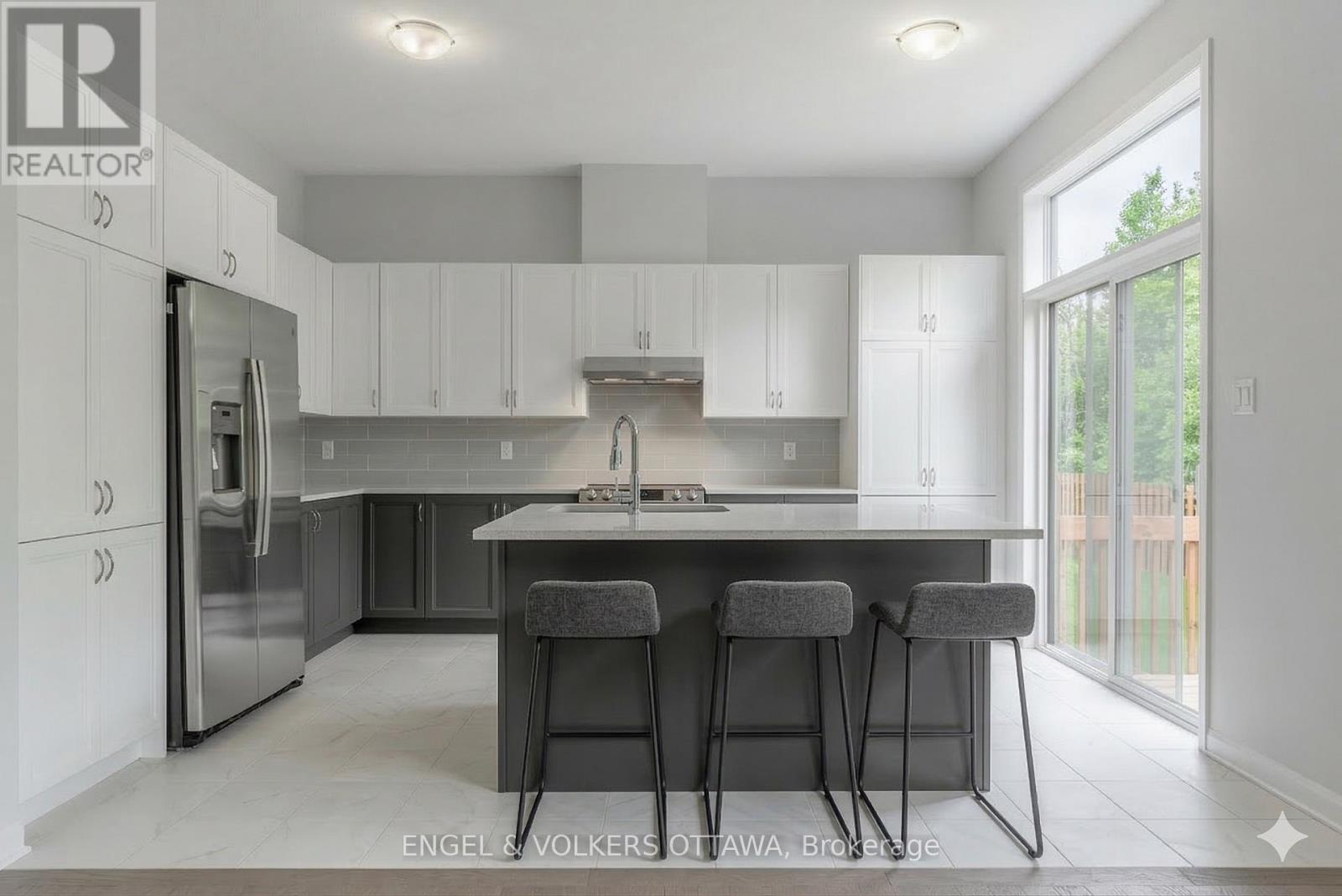 333 Elsie Macgill Walk, Ottawa, Ontario  K2W 0K7 - Photo 16 - X12880698