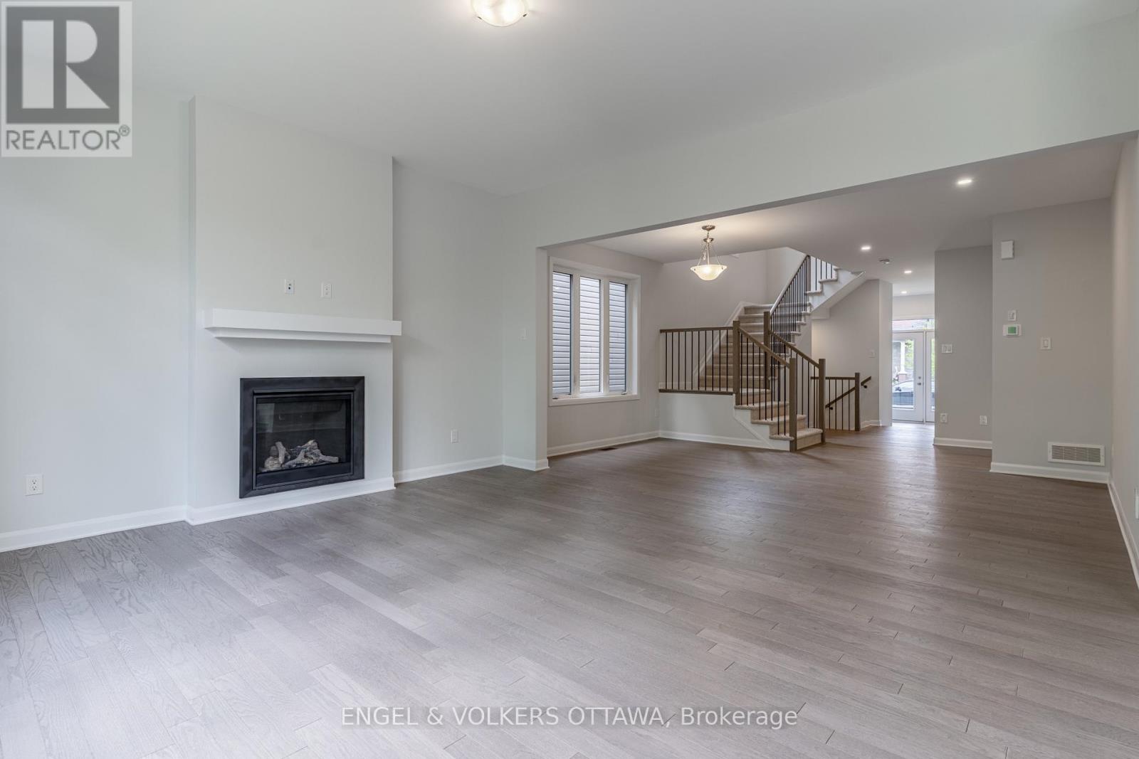 333 Elsie Macgill Walk, Ottawa, Ontario  K2W 0K7 - Photo 13 - X12880698