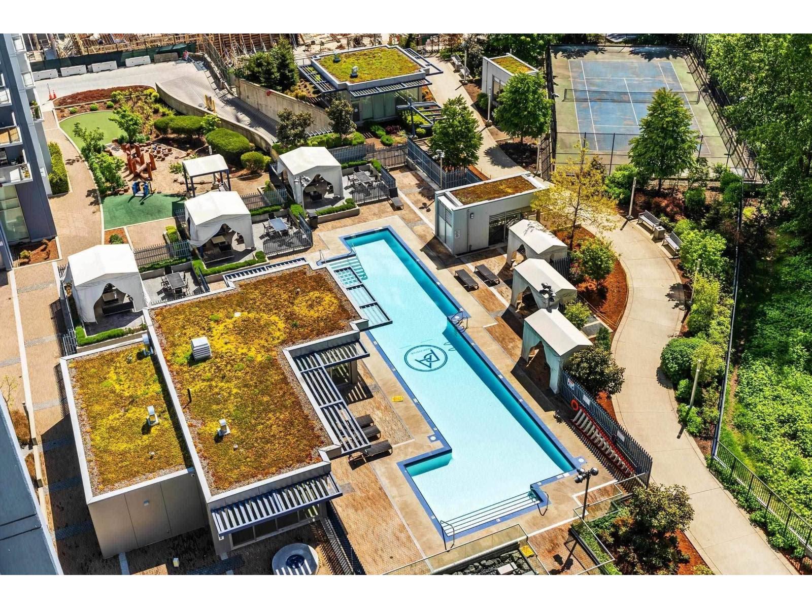 301 13696 100 Avenue, Surrey, British Columbia  V3T 0L5 - Photo 2 - R3099527