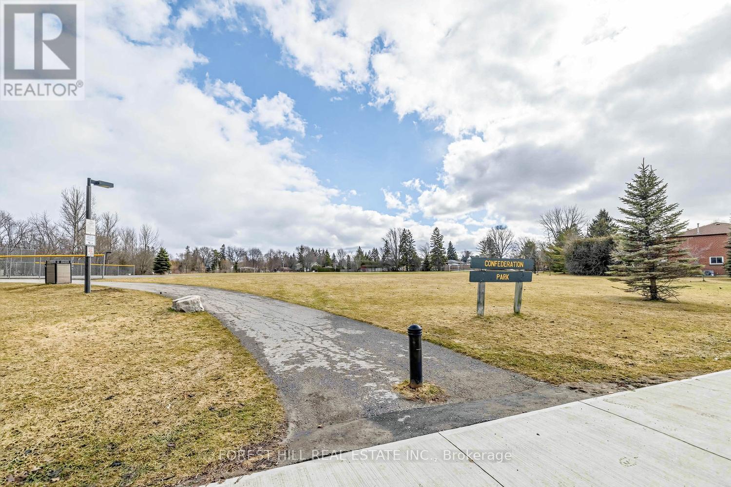 49 Seaton Drive, Aurora, Ontario  L4G 3W9 - Photo 39 - N12880694