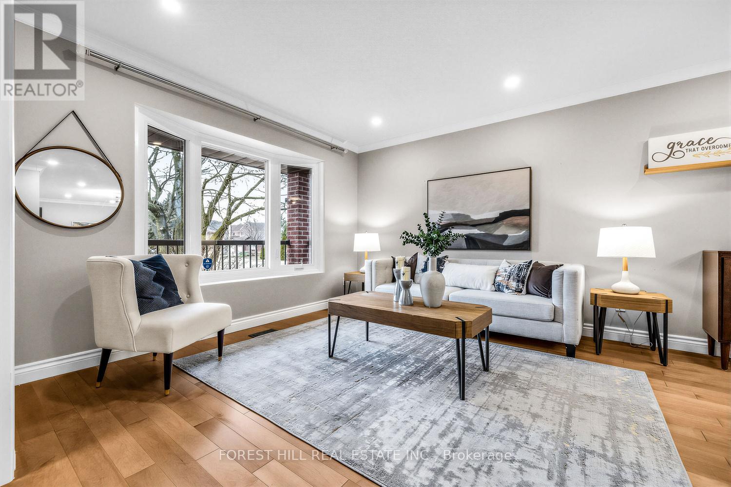 49 Seaton Drive, Aurora, Ontario  L4G 3W9 - Photo 4 - N12880694