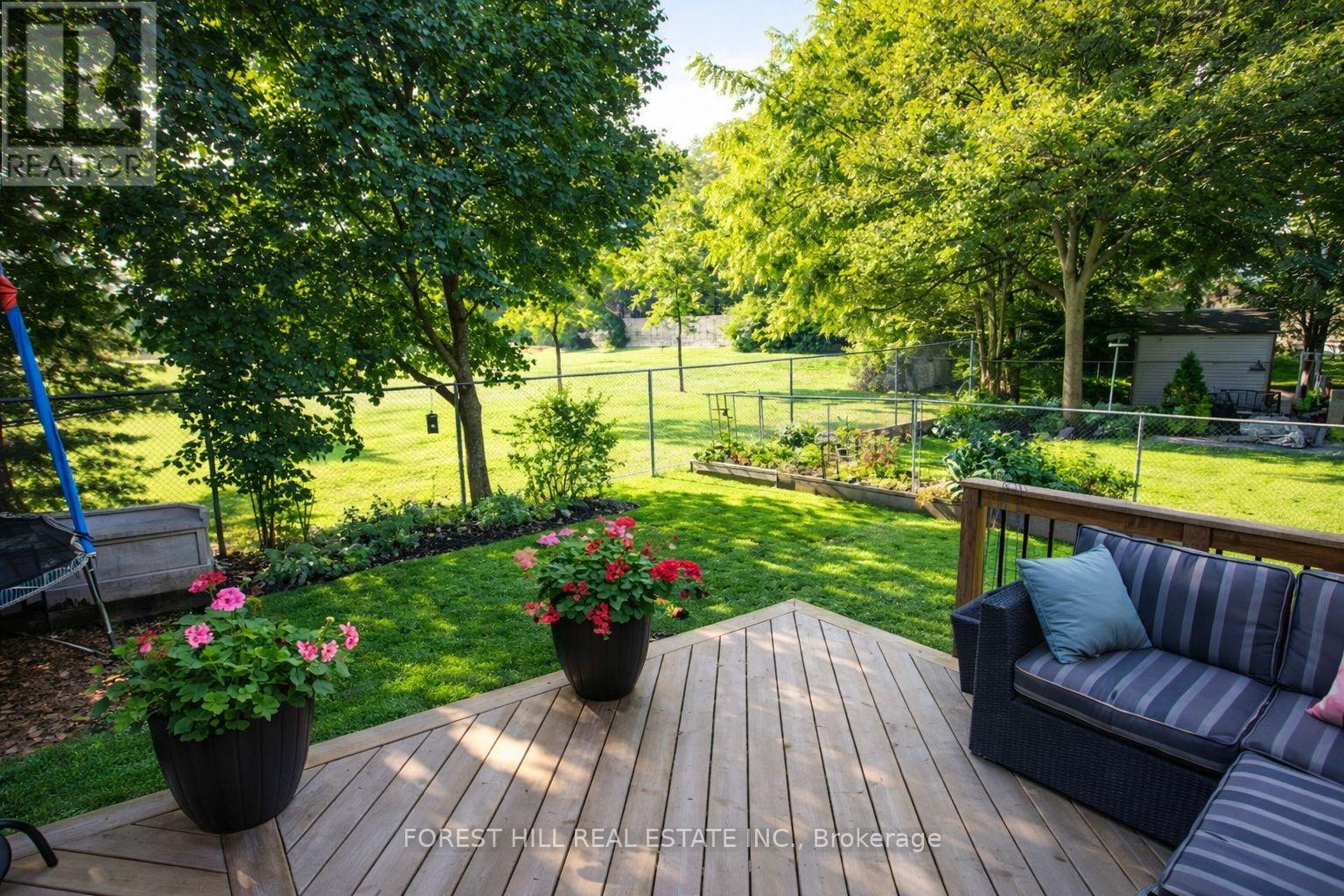 49 Seaton Drive, Aurora, Ontario  L4G 3W9 - Photo 42 - N12880694