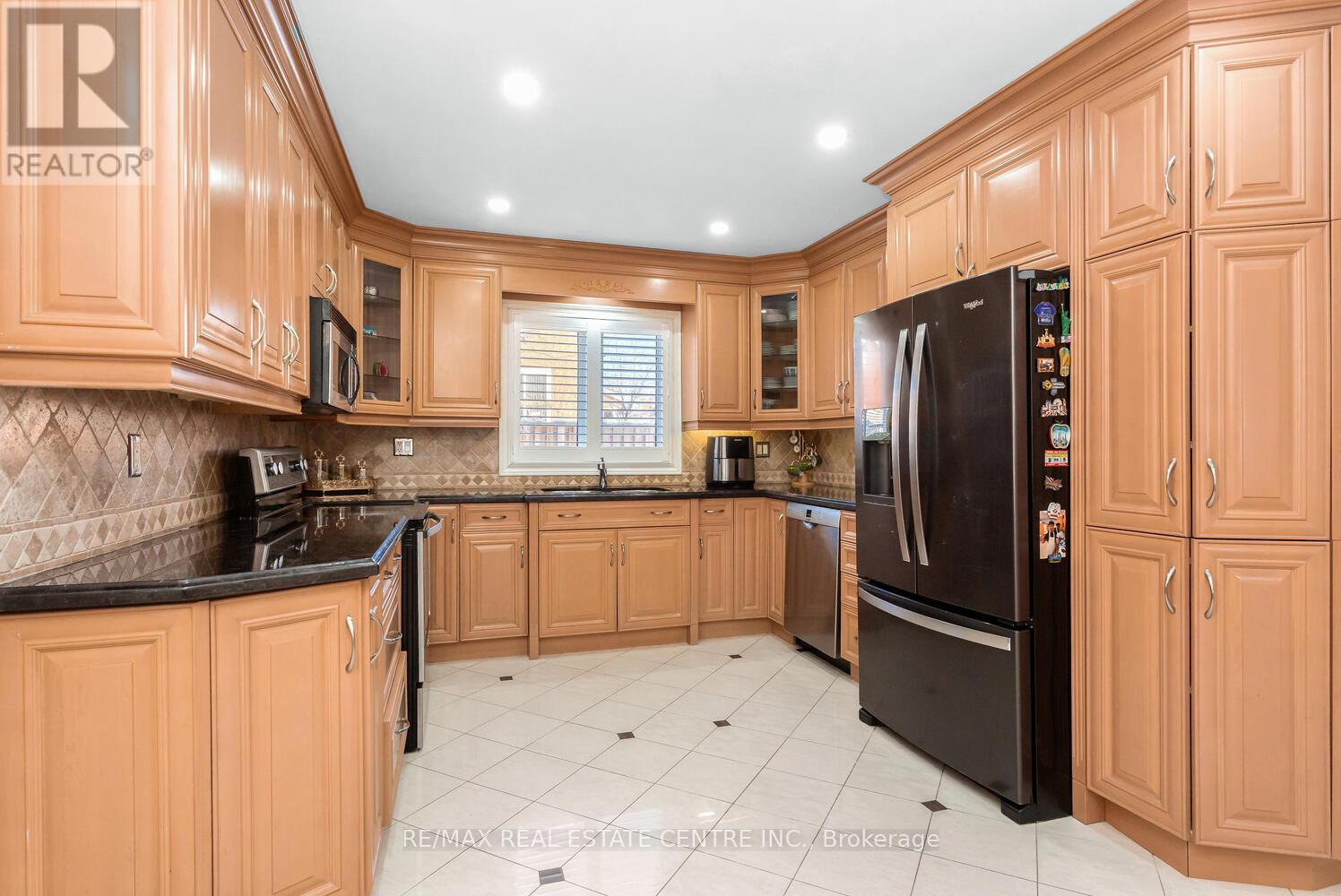 41 Presidential Street, Vaughan, Ontario L4L 5H2 - Photo 14 - N12880702