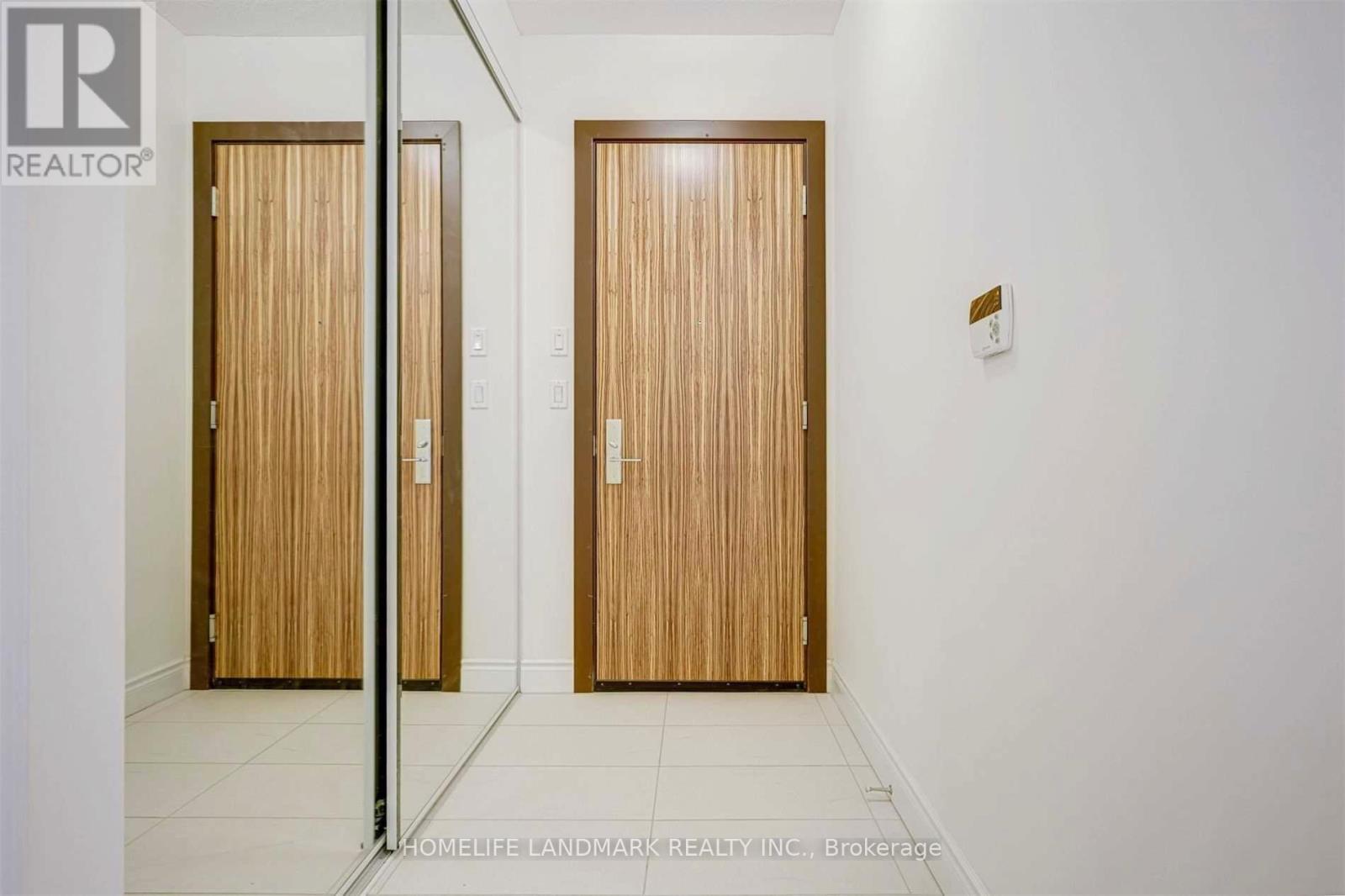 1101 - 60 South Town Centre Boulevard, Markham, Ontario  L6G 0C5 - Photo 3 - N12880776