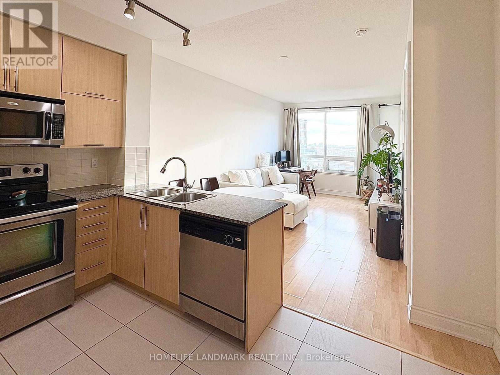 1101 - 60 South Town Centre Boulevard, Markham, Ontario  L6G 0C5 - Photo 4 - N12880776