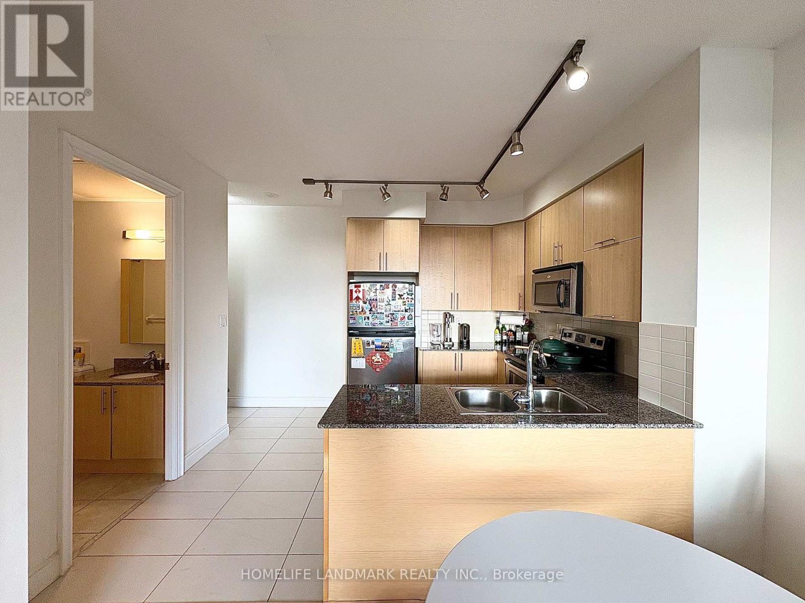 1101 - 60 South Town Centre Boulevard, Markham, Ontario  L6G 0C5 - Photo 5 - N12880776