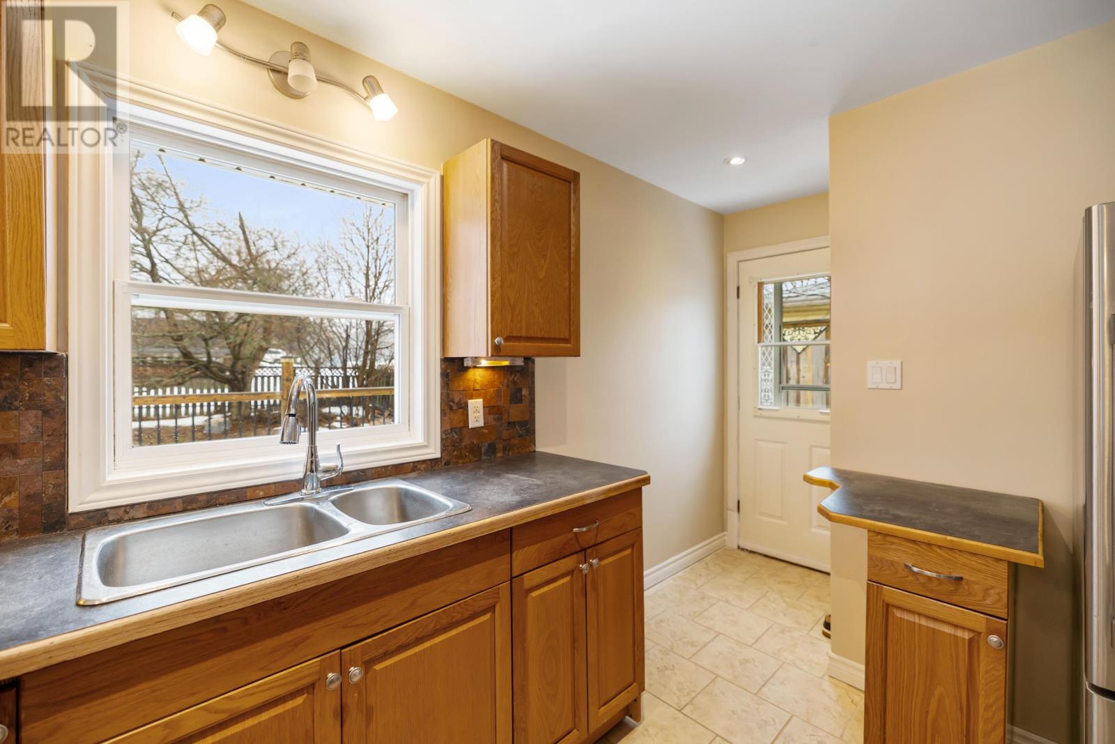 23 Kirkwood Drive, Charlottetown, Prince Edward Island  C1A 2T4 - Photo 12 - 202604539